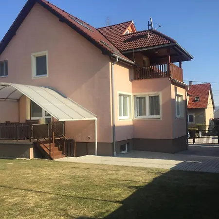 Feriehus Bojnicky Dom *